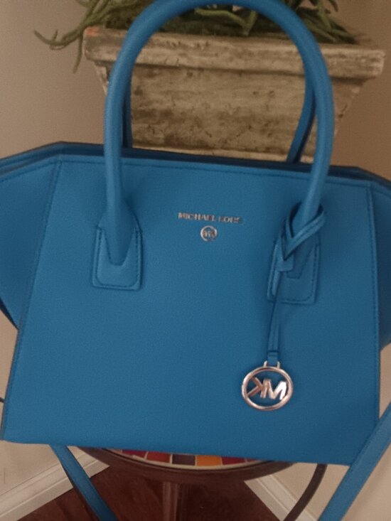 Michael Kors Handbags - Michael Kors Large Avril Satcel